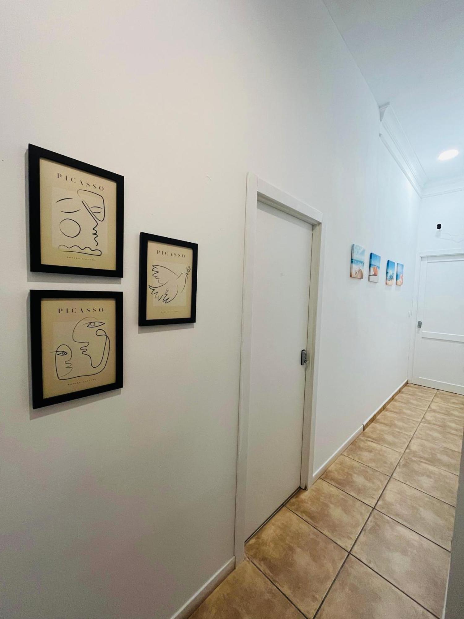 Malak-Rooms Malaga Bagian luar foto